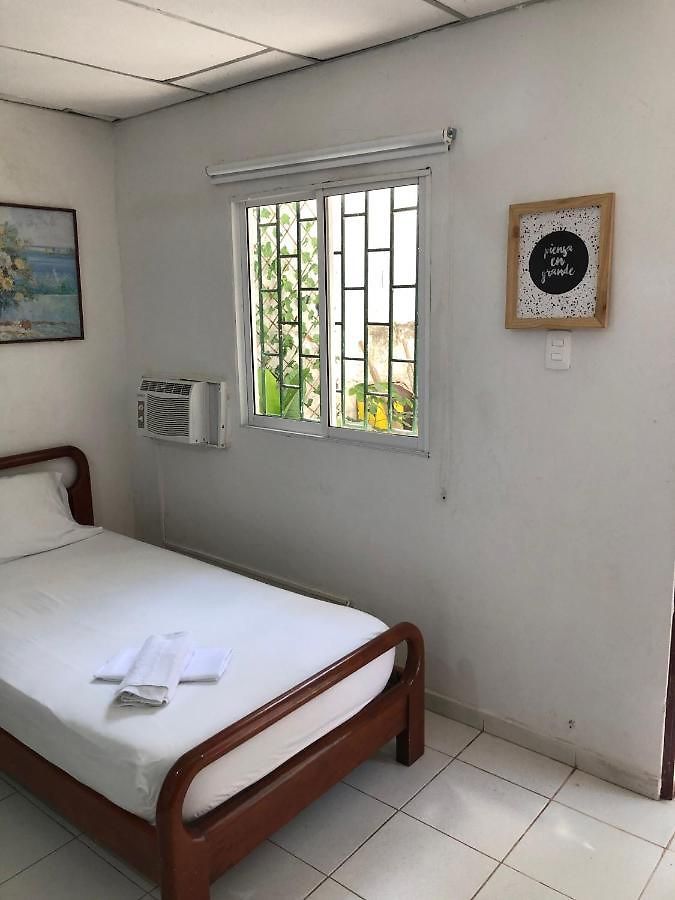 Guest house Room In Guest Room - Single Rooms Near The Beach Beach