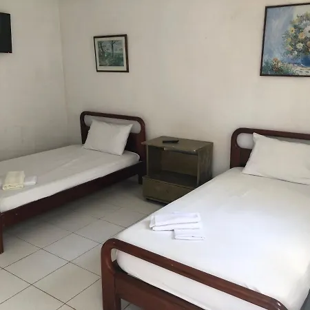 Guest house Room In Guest Room - Single Rooms Near The Beach Beach Cartagena